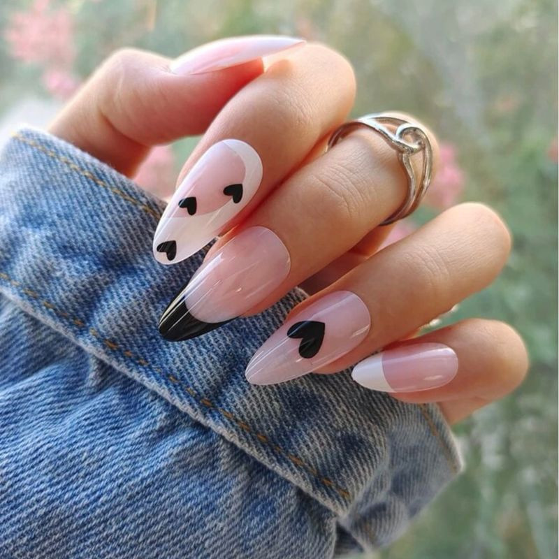 28 Ideias de Fotos de Unhas Postiças Decoradas: Do Natural ao Glamour